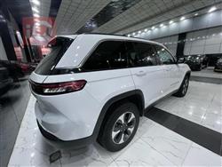 جیپ گراند شیرۆکی